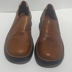 Bass flats tan Leather